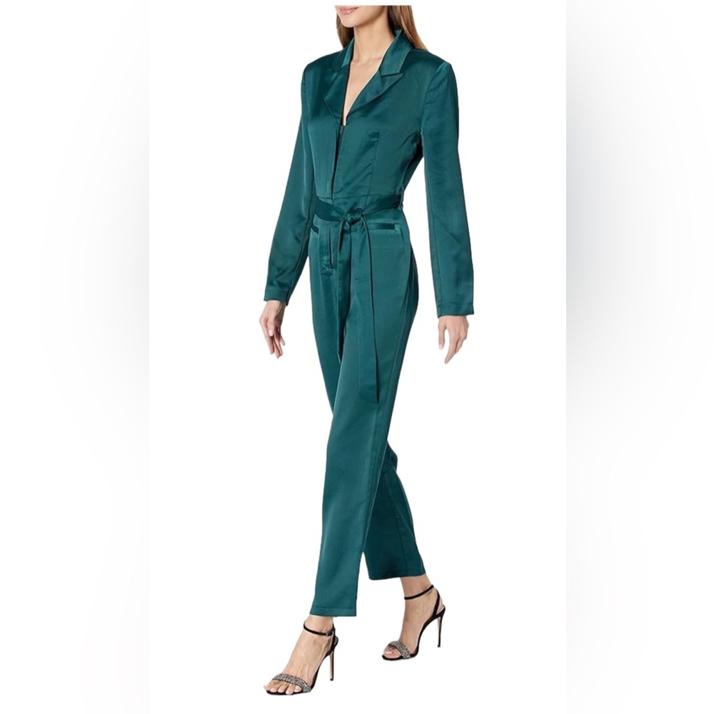 Steve Madden NWT Pine Green Long Sleeve Satin Jumpsuit